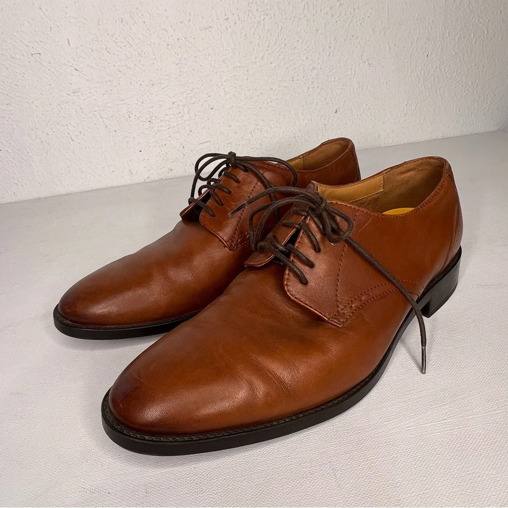 Cole Haan Hawthorne Oxford lace up British tan shoe